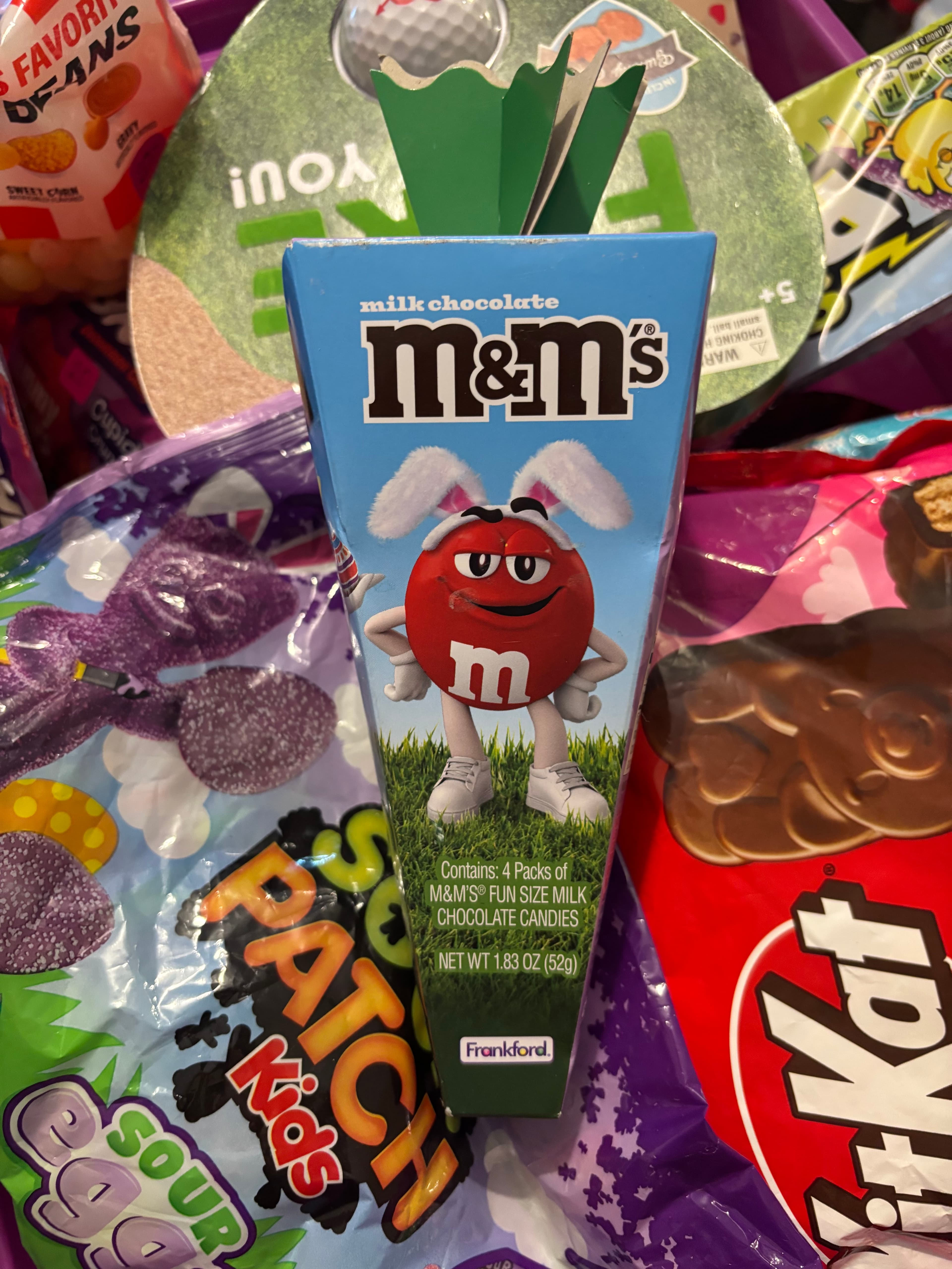 m&m